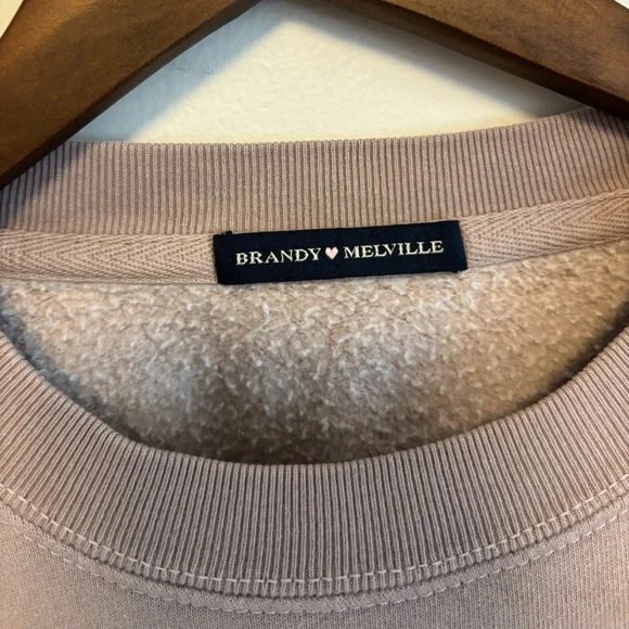 Brandy Melville Oversized Erica Taupe Sweater - Picture 3 of 4